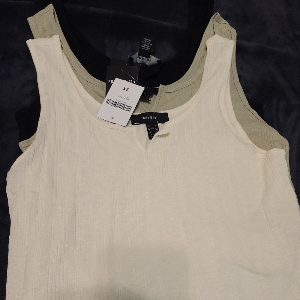 Forever21+ 3 crop tank tops Brand new with tags